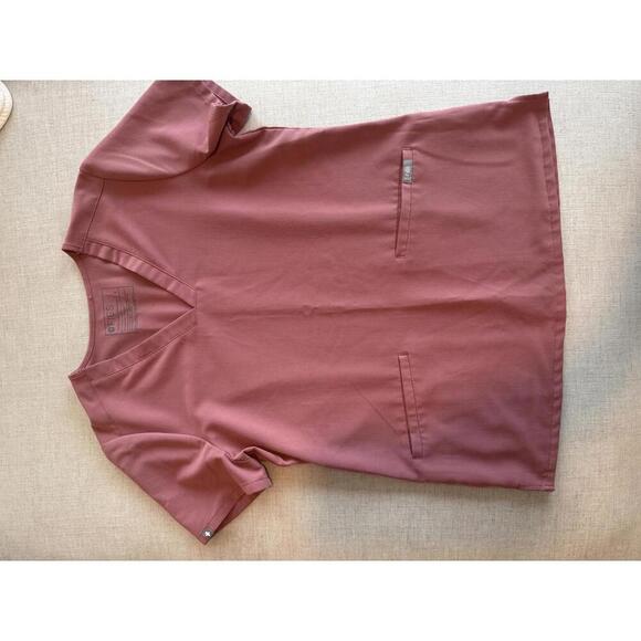 Figs Casma Mauve V-Neck Scrub Top in Size Small - Picture 2 of 6